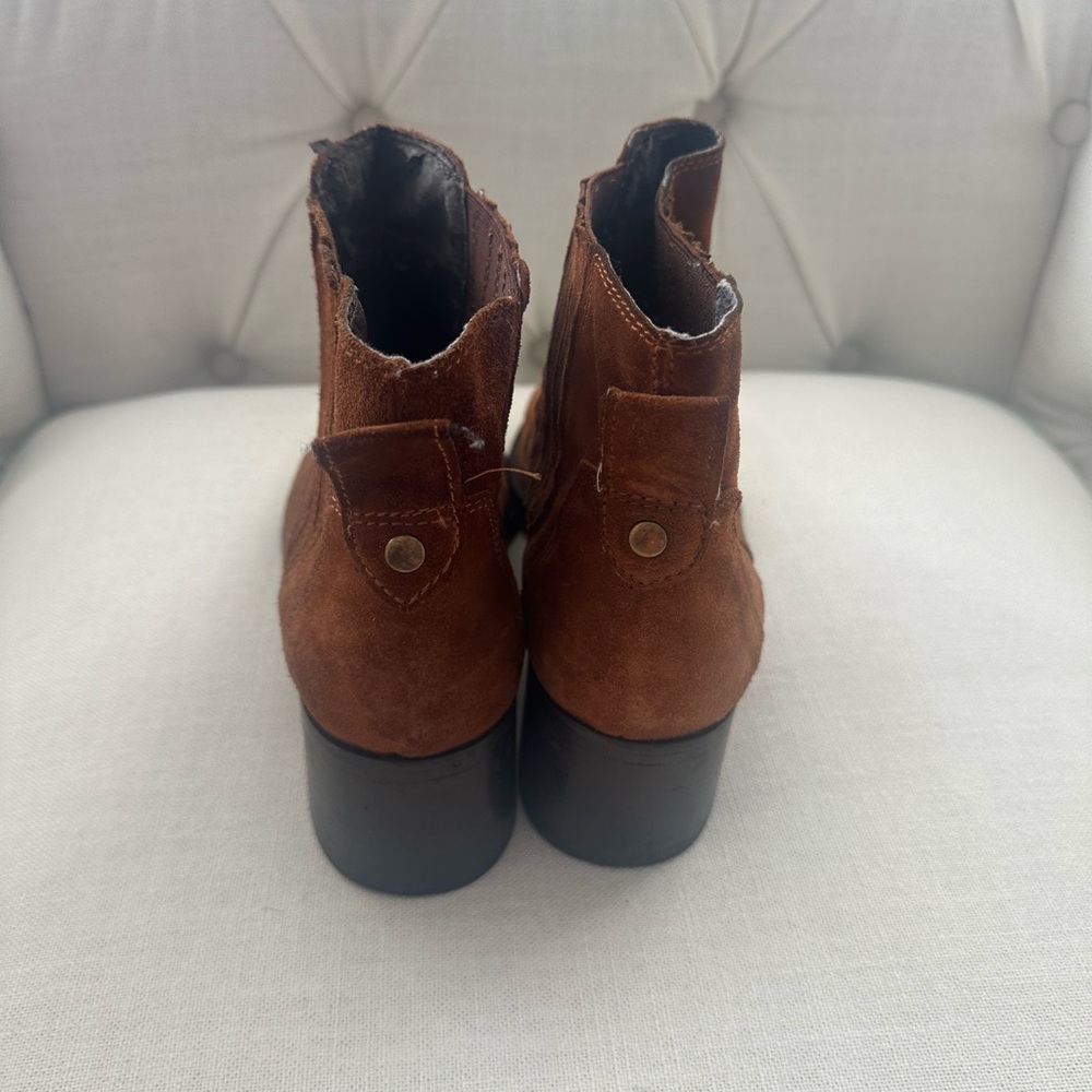 KURT GEIGER Brown Tan Suede Booties - Picture 2 of 4